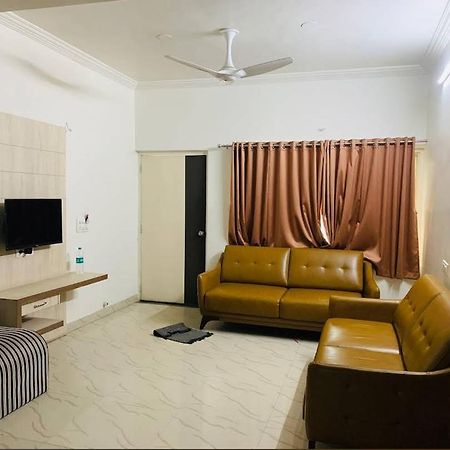 Shree Saurashtra Leuva Patel Samaj Nathdwara Villa Exteriör bild
